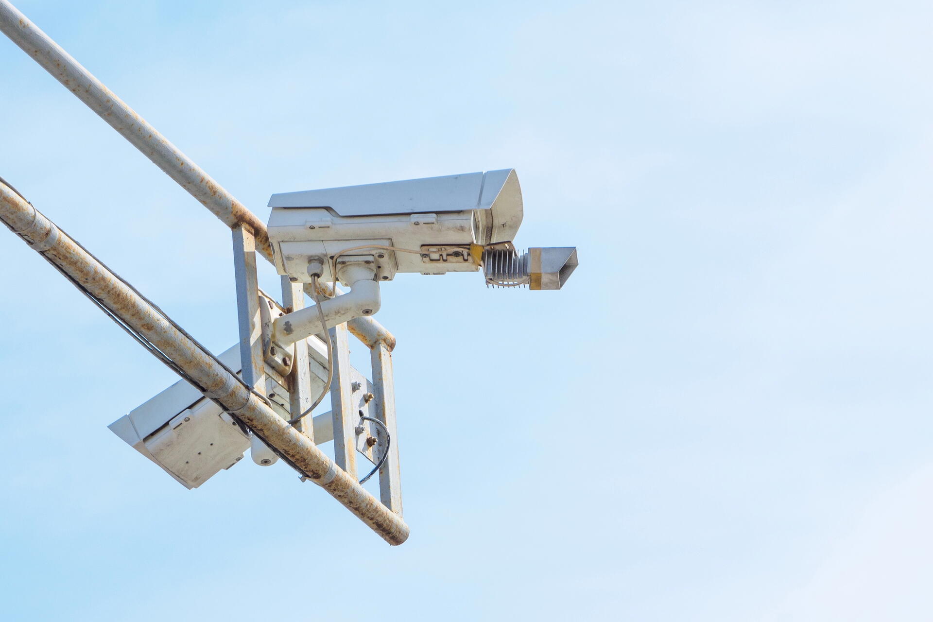 Radar na měření rychlosti každých 6 kilometrů? Vítejte na D4
