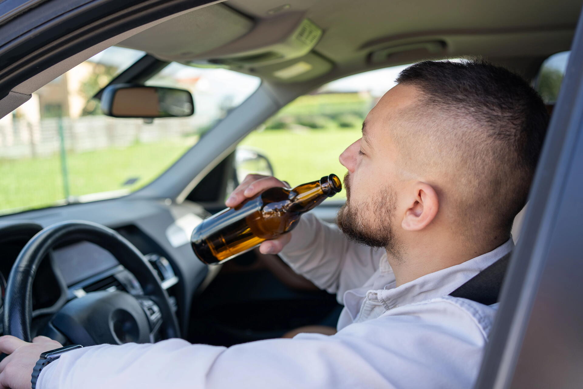 Rakousko a alkohol: limit 0,5 promile, pokuty i výjimky