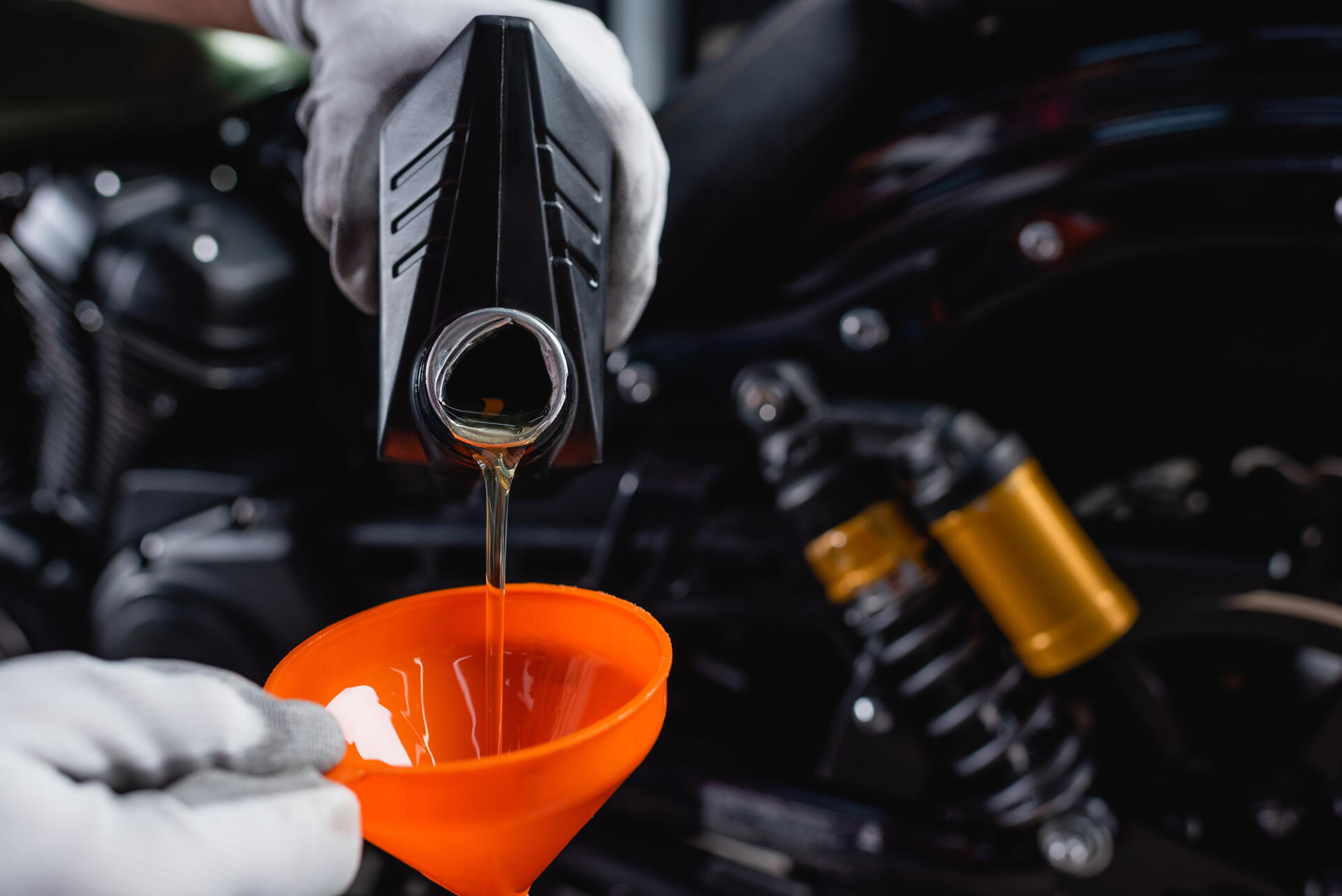 Smíchání dvou motorových olejů – stane se něco?