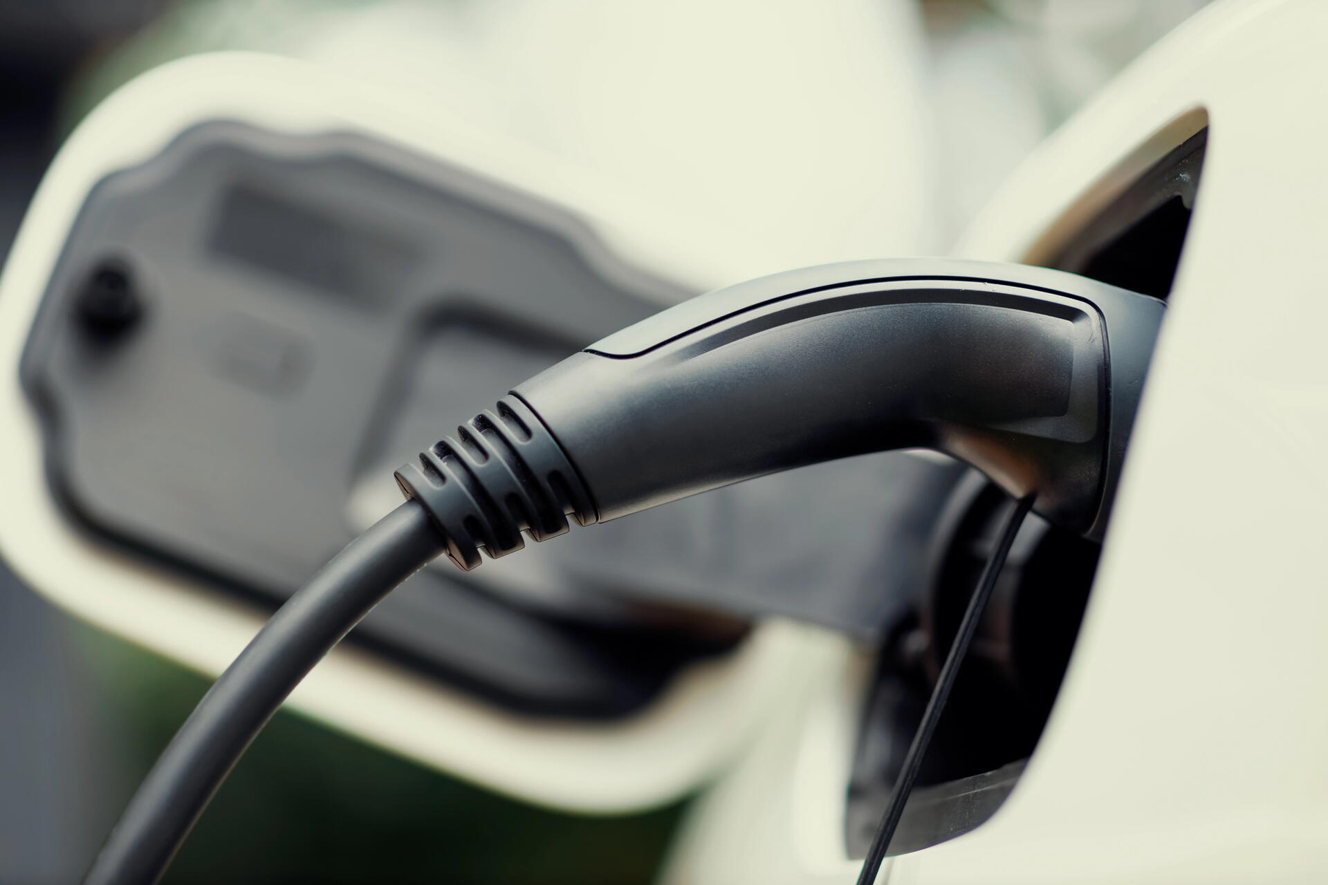 Spalovací motory už Nory příliš nezajímají 