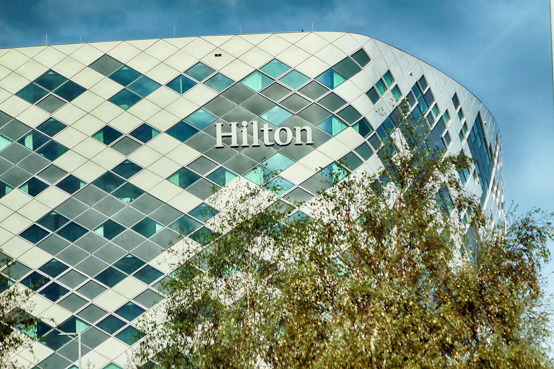 Srovnání cen Hilton Praha a Hilton Gdaňsk
