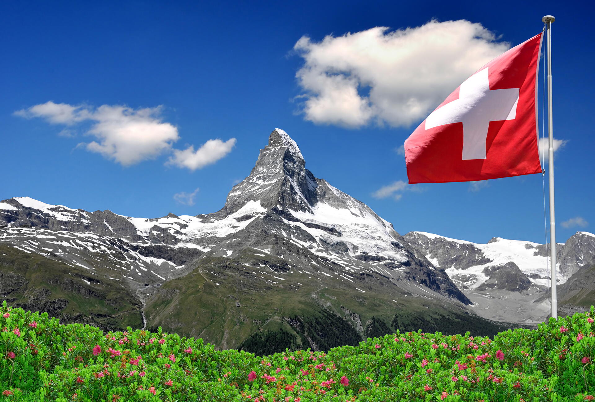 Švýcarsko v roce 2024: Bude potřeba dálniční známka nebo úhrada mýta?