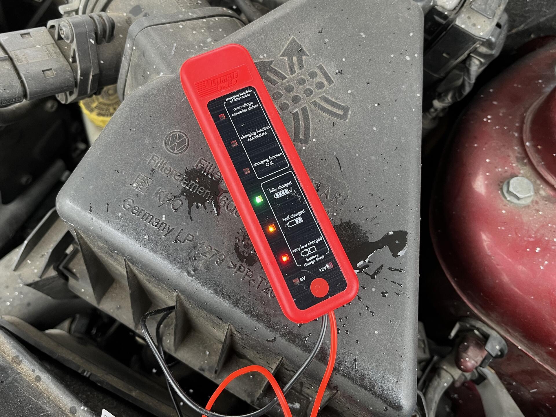 Test: měřič (tester) autobaterie a alternátoru z Lidlu