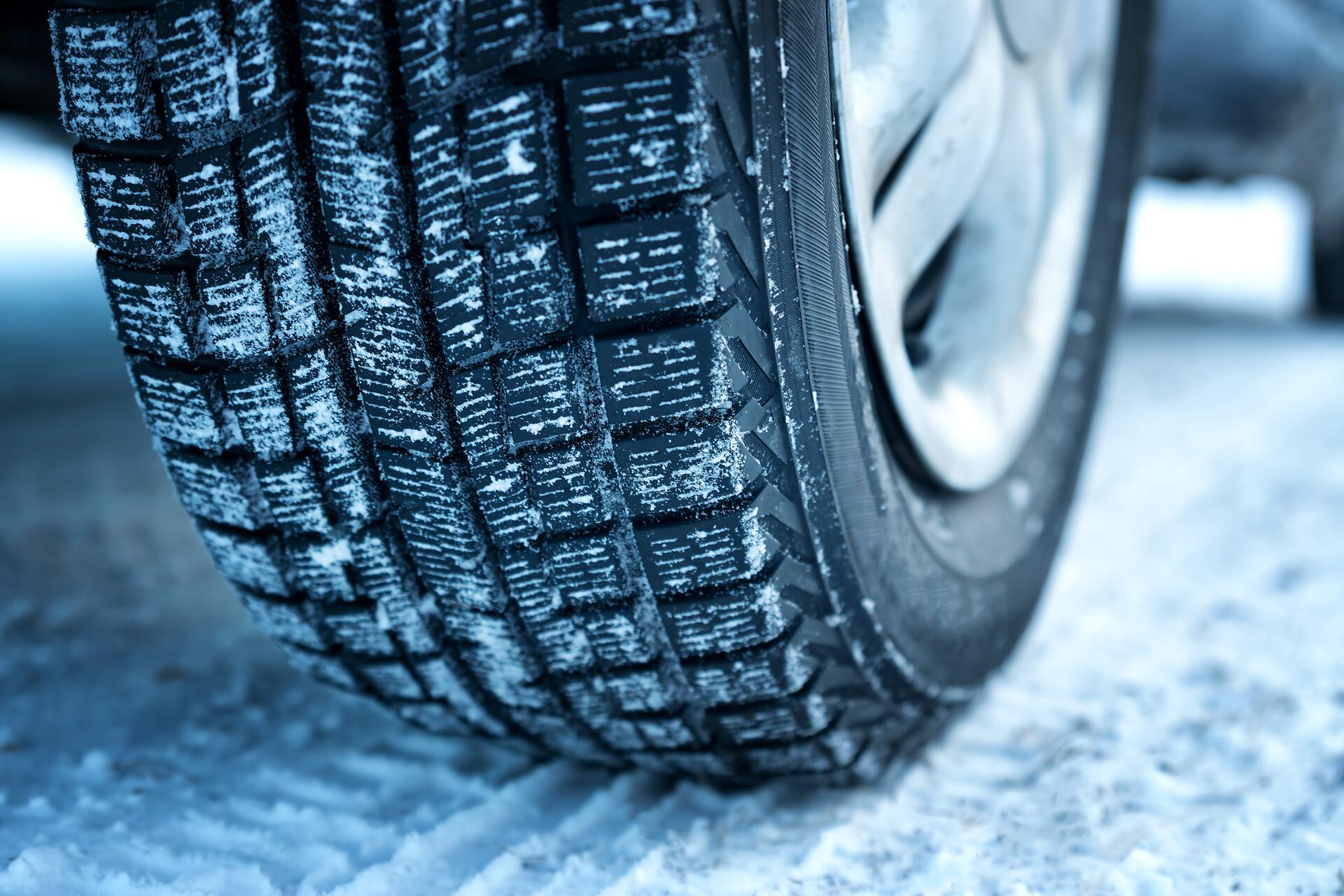 Test zimních pneumatik 195/65 R15 za rok 2021