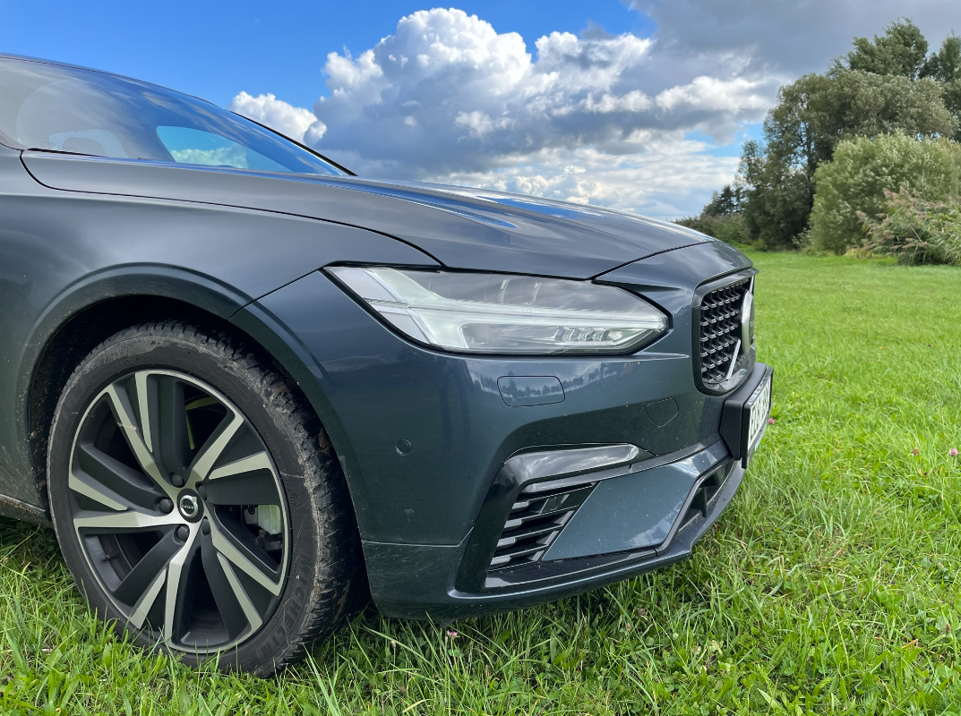 Volvo V90 Recharge spotřeba