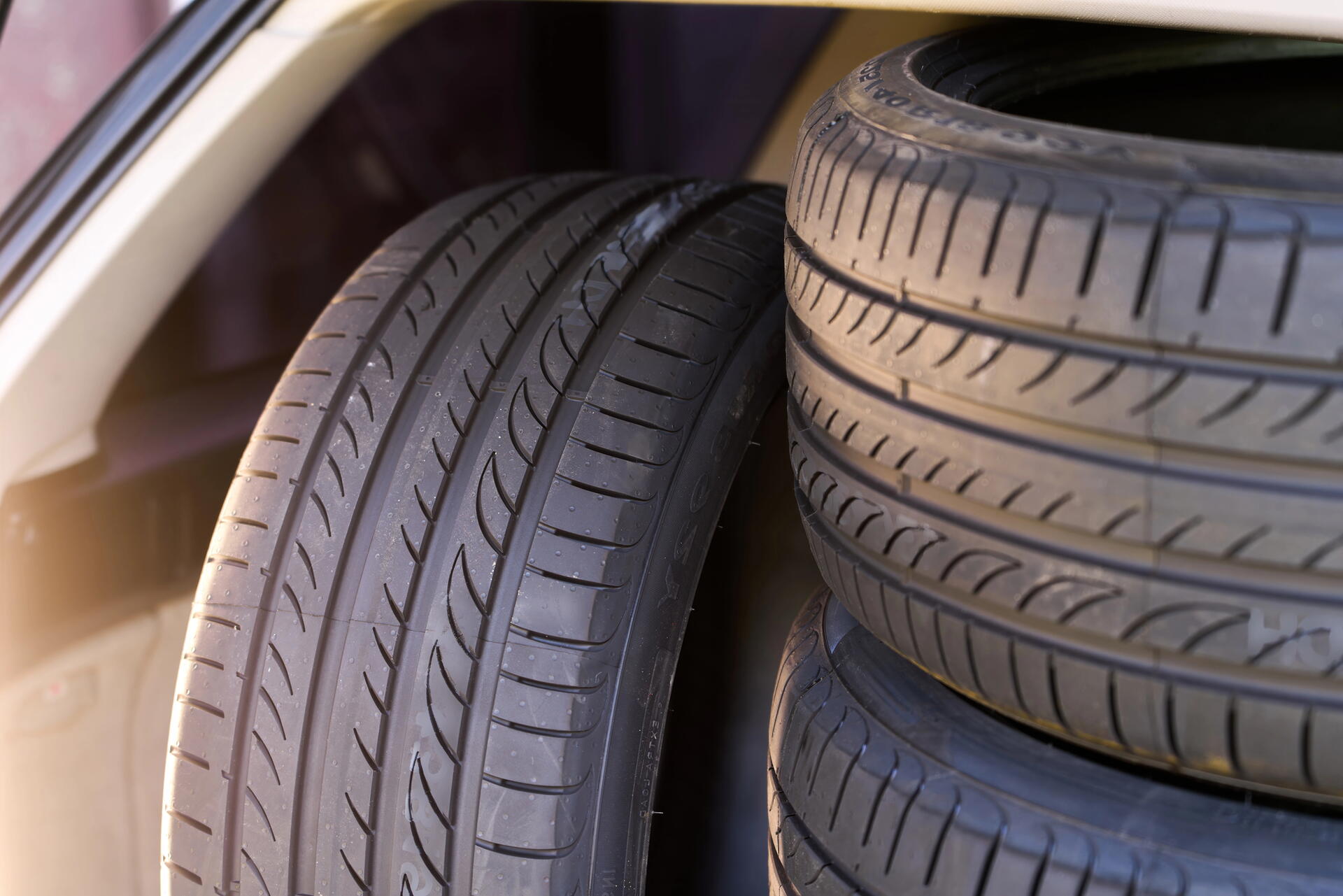 Vybrali jsme nejlepší letní pneumatiky pro SUV: Kdo kraluje v rozměru 255/55 R18?