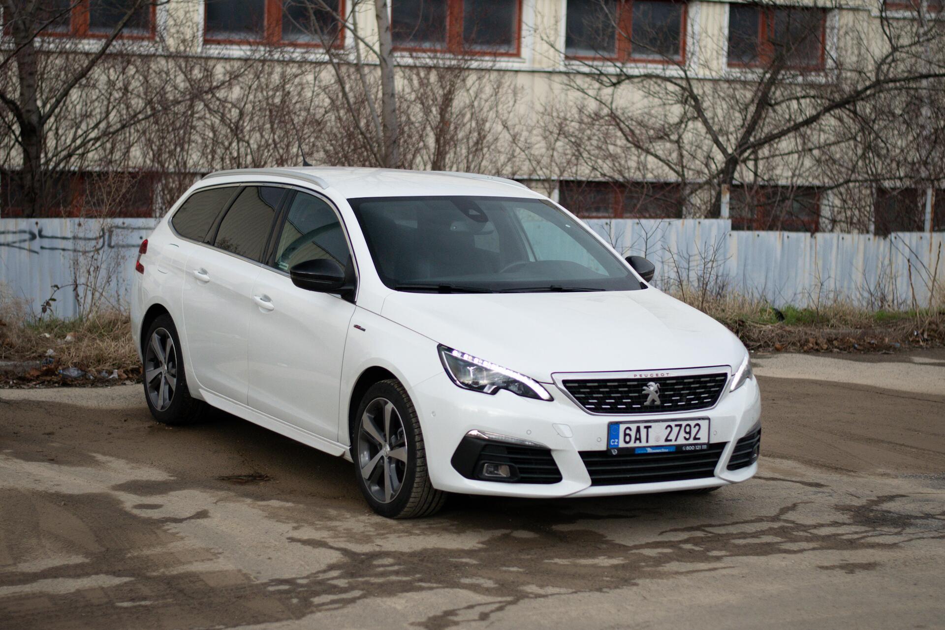 Ženský test ojetiny Peugeot 308