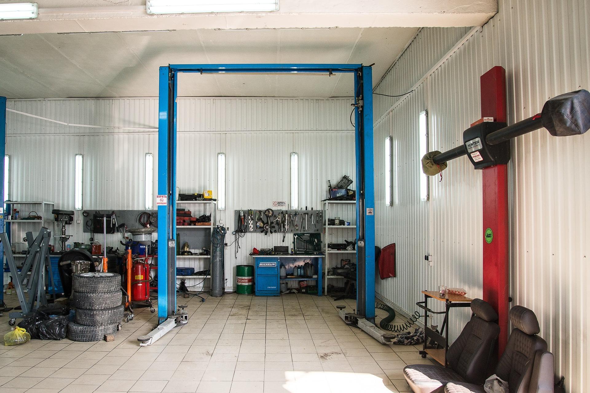 Zvedáky na auto a přehled různých druhů