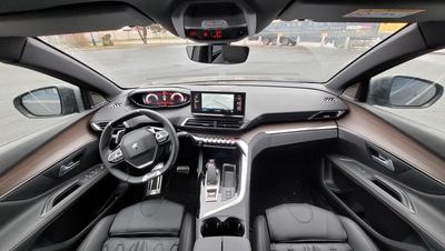 5008 GT Pack 2.0 BlueHDi 180 - interiér