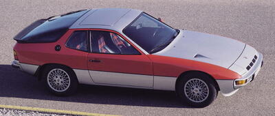924 Turbo se vyznačovalo průduchy v přední části