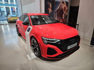 Audi SQ8 e-tron