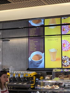 Cena kávy v McDonalds
