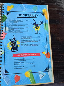 Ceníky navštívených restaurací a plážových barů.