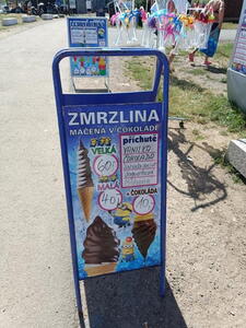 Ceny zmrzliny v kempu Merkur