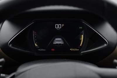 DS 3 Crossback interiér