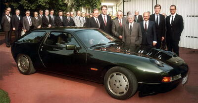 Ferry Porsche a prototyp 928-4, který dostal k narozeninám