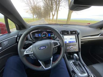 Ford Mondeo ST Line