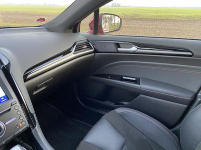 Ford Mondeo ST Line
