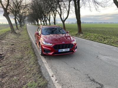 Ford Mondeo ST Line
