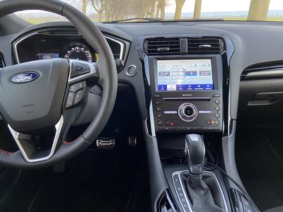 Ford Mondeo ST Line