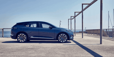 Frankfurt 2019: Byton M-Byte ukázal svůj obří 48 palcový displej
