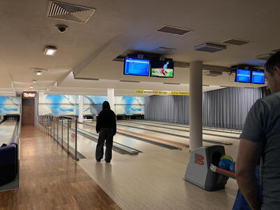 Hotel má bowling i wellness