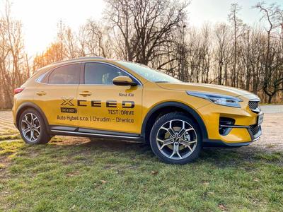 Kia XCeed - pohled z boku