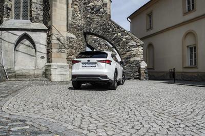 Lexus NX 300h - prvotřídní design