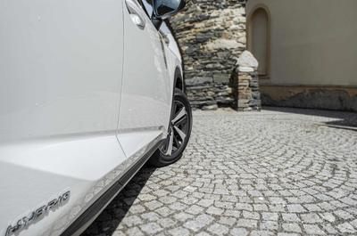 Lexus NX 300h - SUV vhodné i pro rodinu