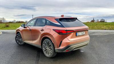 Lexus RX 450h+