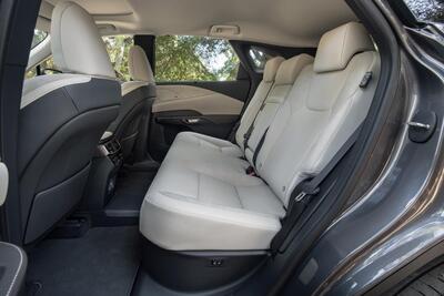 Lexus RX - interiér