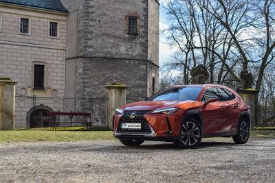 Lexus UX