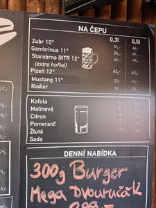 Menu v bistru, které je součástí ATC Merkur