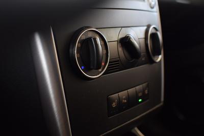 Mercedes Benz B180