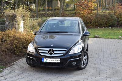 Mercedes Benz B180