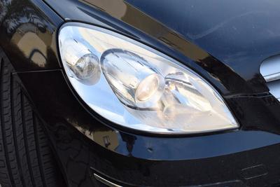 Mercedes Benz B180