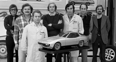 Model prototypu EA 425 a tým designérů