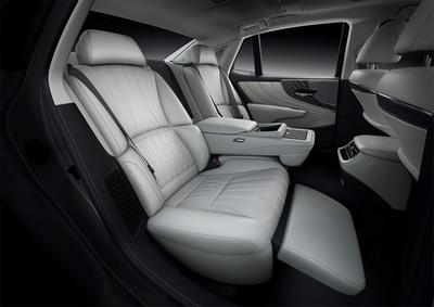Nový Lexus LS