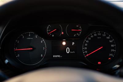 Opel Corsa GS Line - interiér