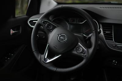 Opel Crossland - interiér