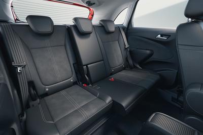Opel Crossland - zadní prostor sedaček