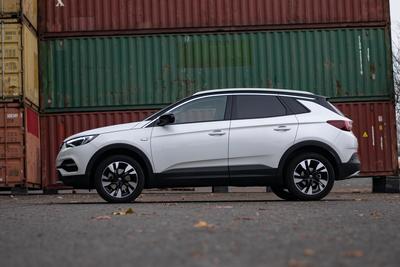 Opel Grandland X 