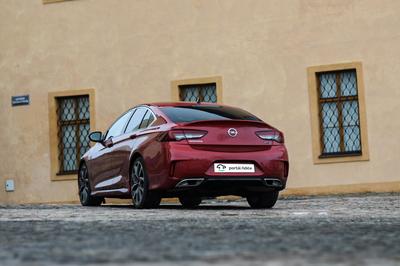 Opel Insignia - exteriér