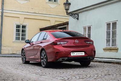 Opel Insignia - exteriér