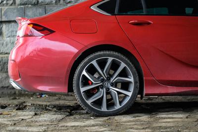 Opel Insignia - exteriér