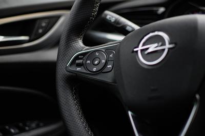 Opel Insignia - interiér