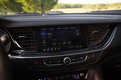 Opel Insignia ST - interiér