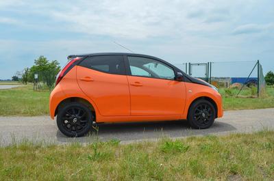 Oranžová stylovka - Toyota AYGO Selection x-cite