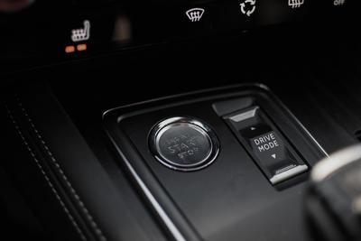 Peugeot 508 hybrid - interiér