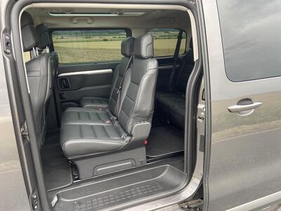Peugeot e-Traveller